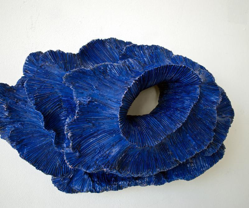 blue object, 2016, kunsthars / olieverf