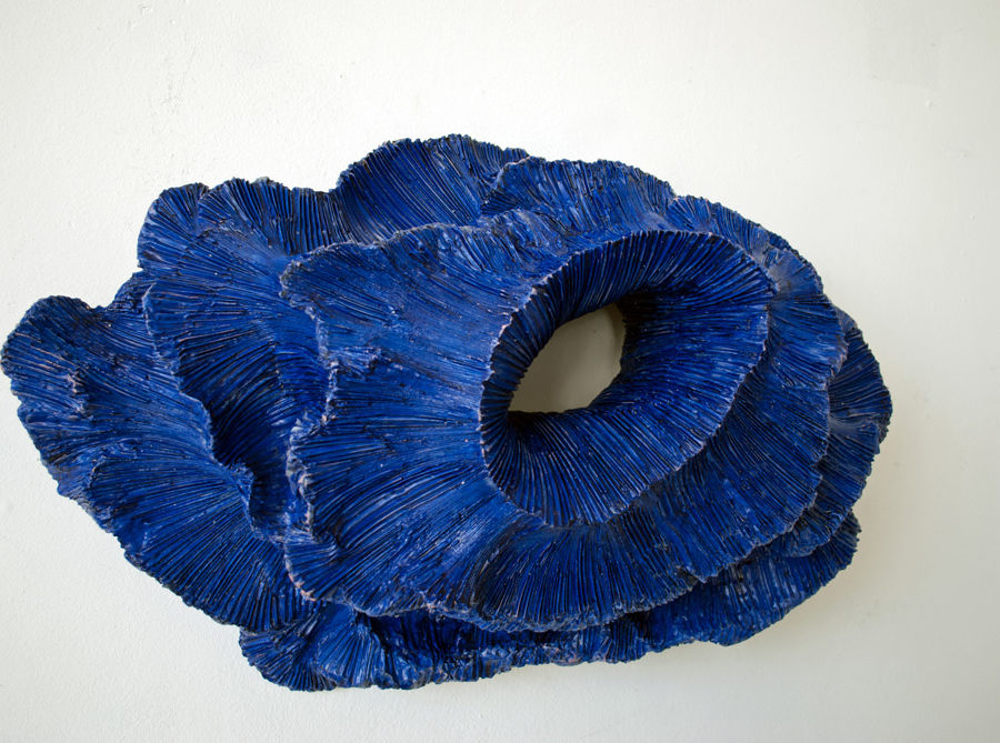 blue object, 2016, kunsthars / olieverf