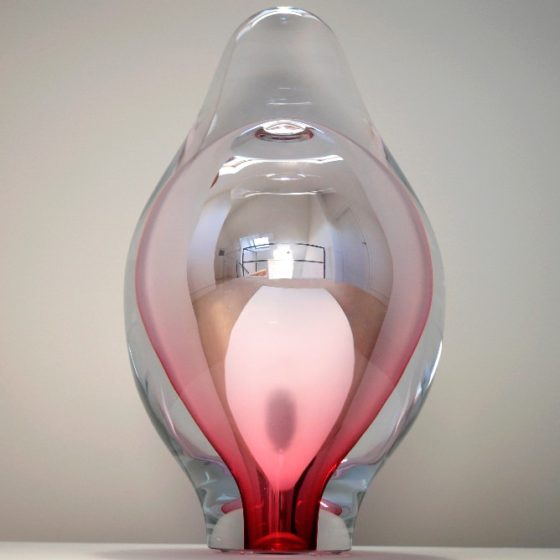 Glass R.R. (afb. 2), Ø 20,5, h. 36 cm, Mondgeblazen glas, verspiegeld, 2018