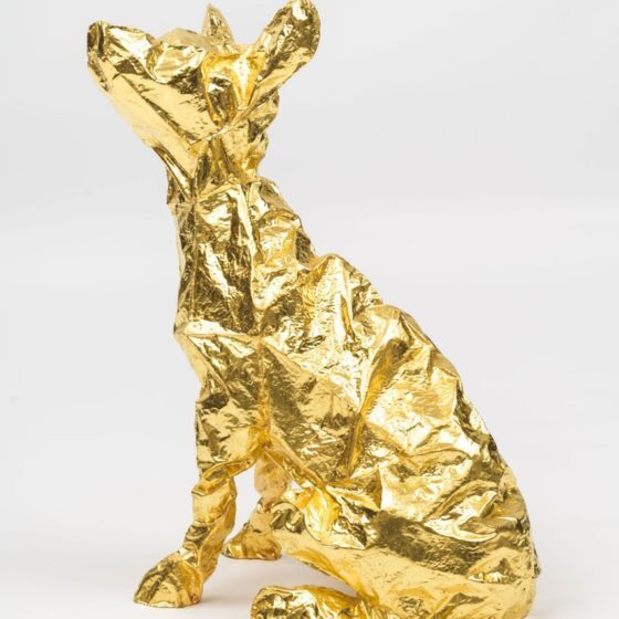 Goldfinger, 2018, bladgoud op brons, 59 x 49 x 32 cm