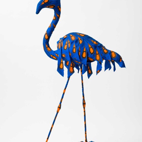 Flamant, 2024, textiel, metaal, 158 cm. hoog